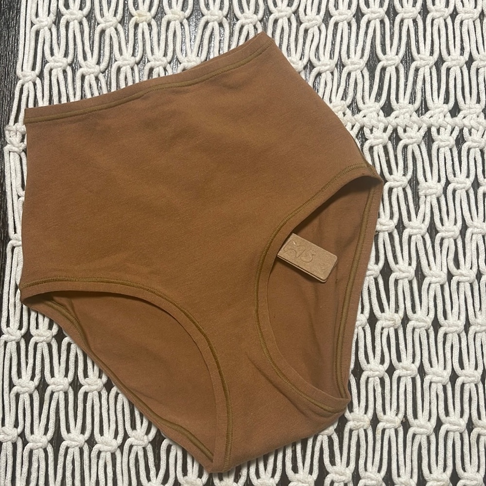 ✨ Skims Undies ✨